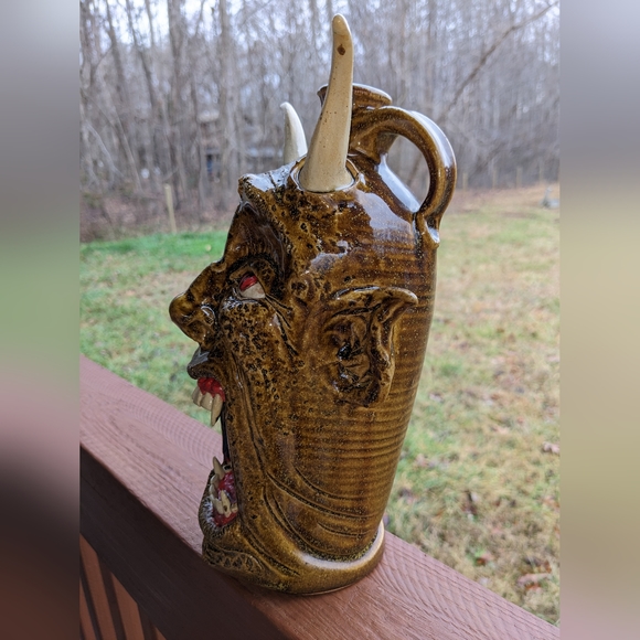 OOAK VTG SIGNED LARGE VERY DETAILED POTTERY JUG SCULPTURE 10.5"x6" - Picture 14 of 14